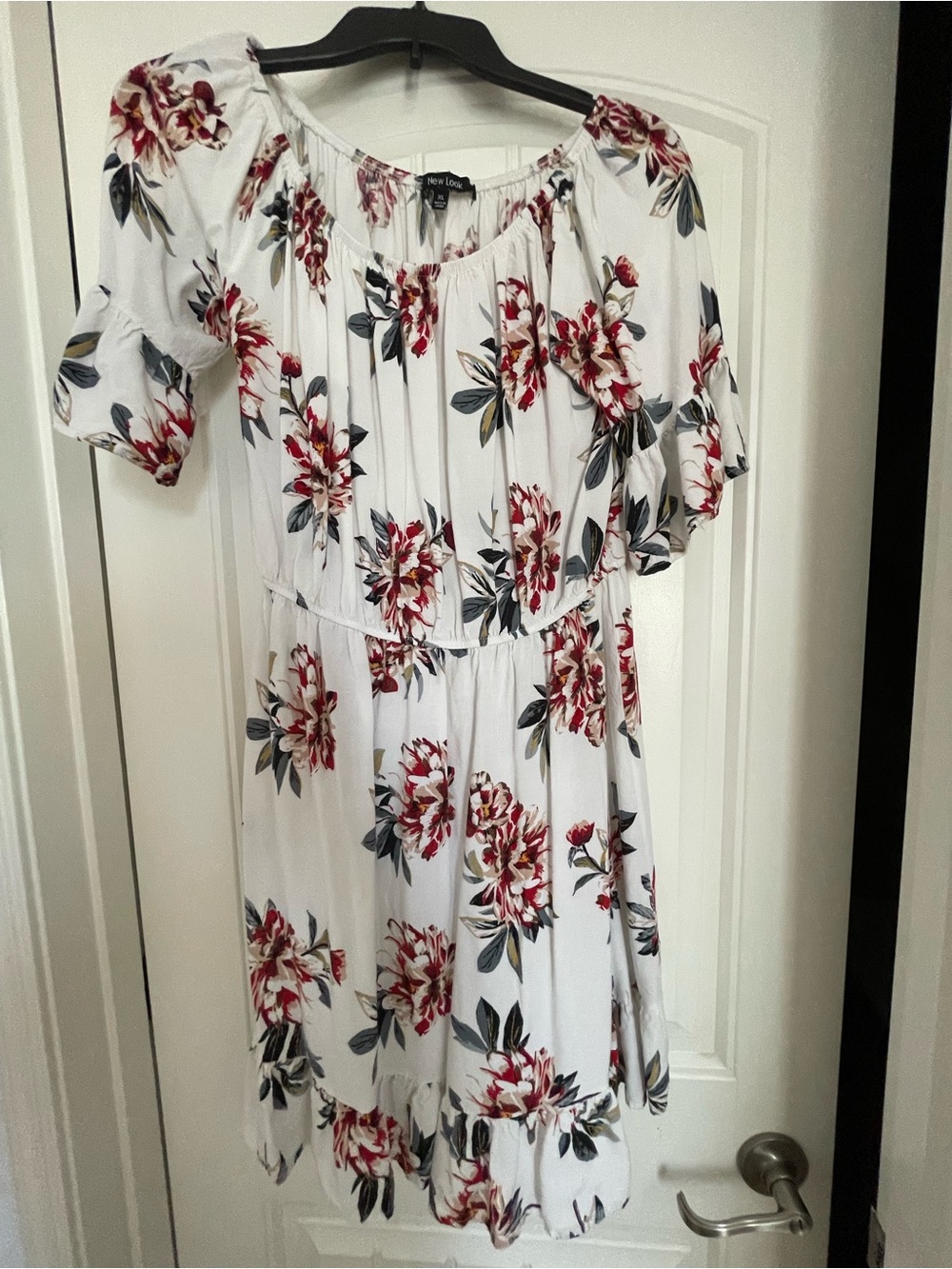 New Look White Red Floral Off-Shoulder Mini Dress